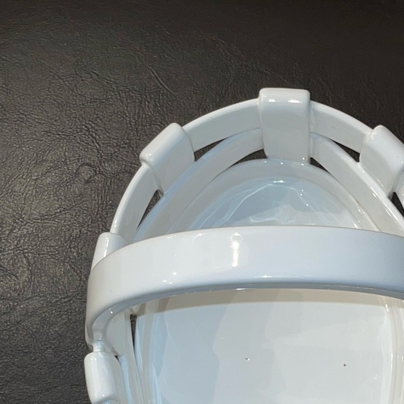 Vintage White Ceramic Basket Made in Italy – Woven Pottery Planter Decor - Picture 4 of 6